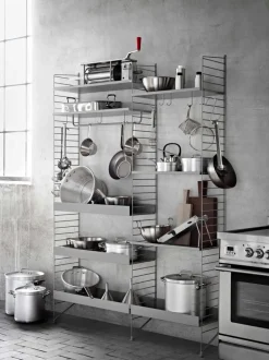 String Furniture String metallhylla, 58 x 30 cm, låg, grå