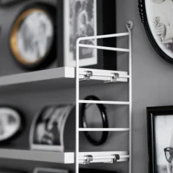 String Furniture String Pocket hylla, grå