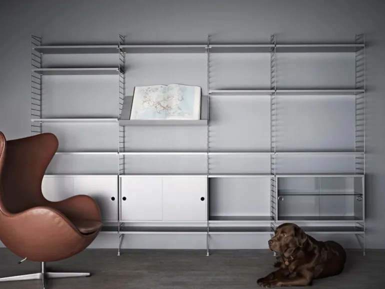 String Furniture String tidningshylla, 78 x 30 cm, grå