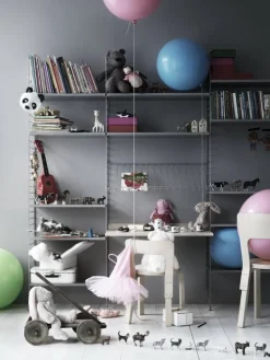 String Furniture String tidningshylla, 78 x 30 cm, grå stål