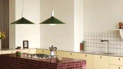 Tala Bower, pendellampa C600, med Oval II-lampa, grön