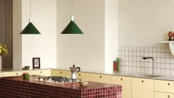 Tala Bower, pendellampa C360, med Sphere IV-lampa, grön