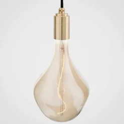 Tala Brass Nine-pendel med Voronoi II-lampor