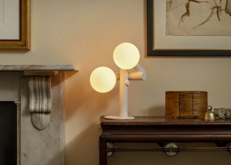 Tala Echo bordslampa, vit