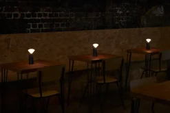 Tala Mantle bärbar lampa, granitsvart