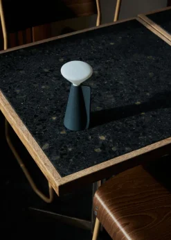 Tala Mantle bärbar lampa, granitsvart