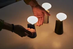 Tala Mantle bärbar lampa, stenvit