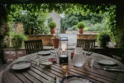 Tala The Muse bärbar lampa, Hackles Black