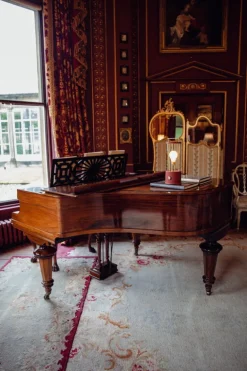 Tala The Muse bärbar lampa, Pomona Red