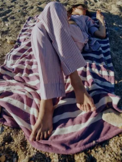 Tekla Badlakan, 100 x 180 cm, port stripes