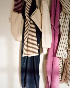 Tekla Badlakan, ljusrosa