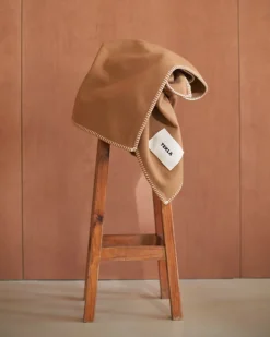 Tekla Lammullsfilt, 130 x 180 cm, ek