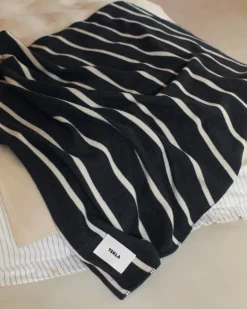 Tekla Lammullsfilt, 130 x 180 cm, stjärnrandigt