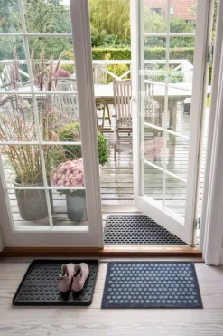 Tica Copenhagen Dot dörrmatta, 60 x 90 cm, svart