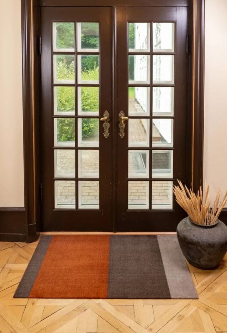 Tica Copenhagen Stripes horisontell matta, 90 x 130 cm, brun - terrakotta