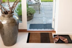 Tica Copenhagen Stripes Horizontal matta, 40 x 60 cm, konjak - mörkbrun - svart