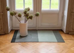 Tica Copenhagen Stripes Horizontal matta, 67 x 120 cm, grön