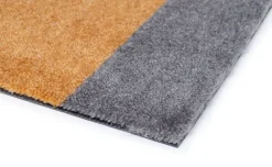 Tica Copenhagen Stripes horisontell golvmatta, 90 x 130 cm, grå - dämpad gul