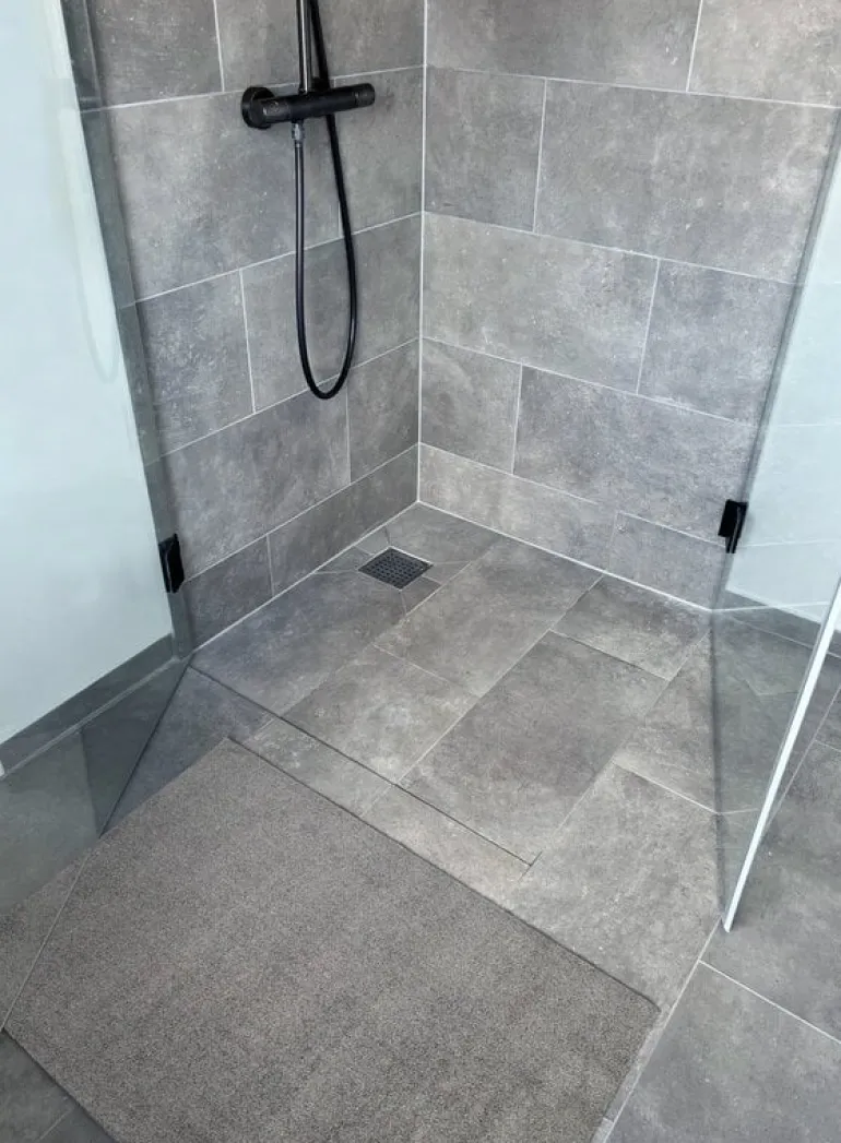 Tica Copenhagen Uni color matta, 60 x 90 cm, stålgrå