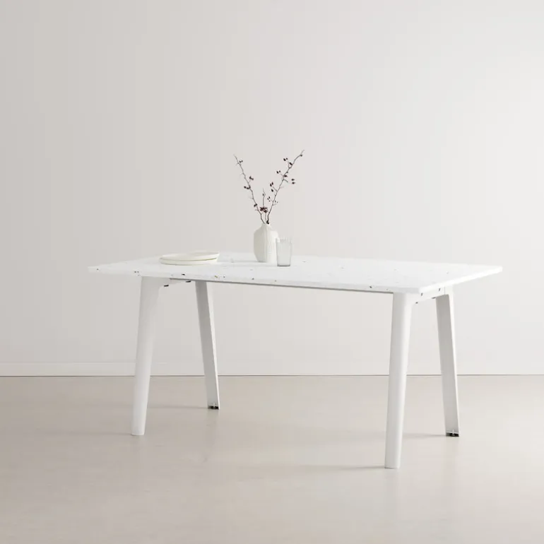 TIPTOE New Modern bord 160 x 95 cm, återvunnen plast - vit