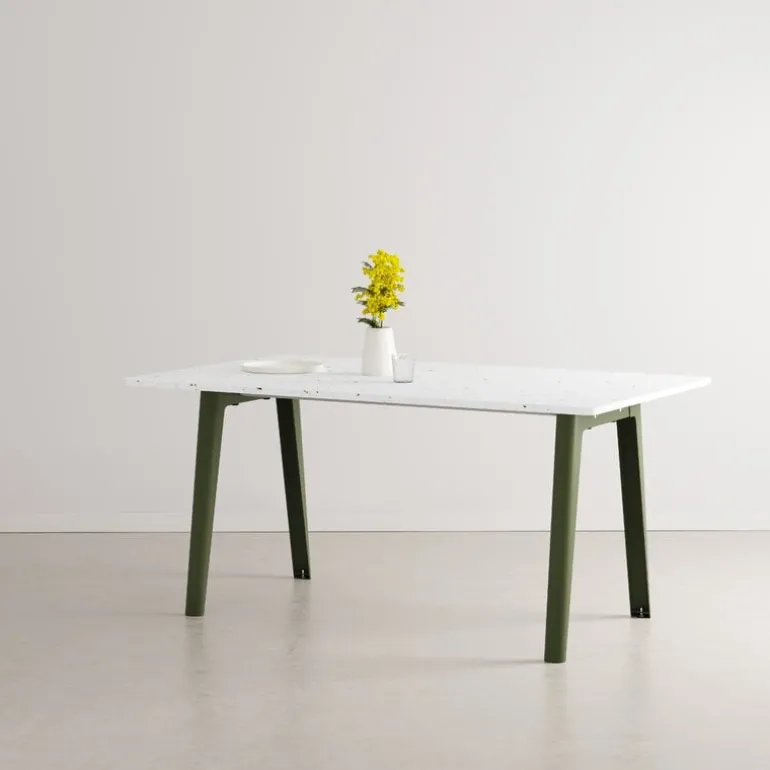 TIPTOE New Modern bord 160 x 95 cm, återvunnen plast - rosmaringrön