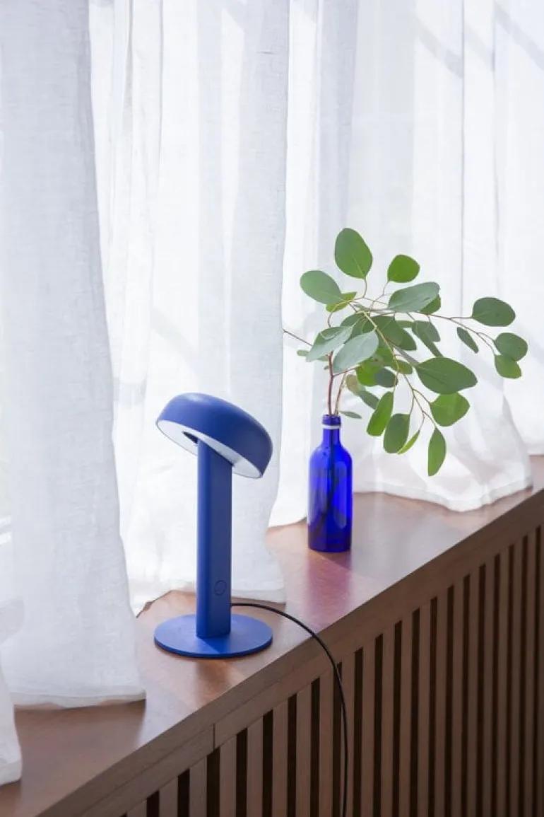 TIPTOE Nod bordslampa, majorelleblå