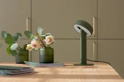 TIPTOE Nod bordslampa, rosmaringrön