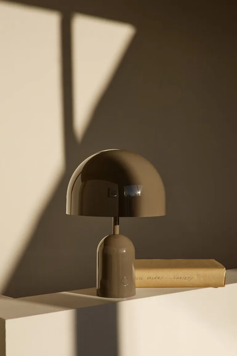 Tom Dixon Bell bärbar LED-bordslampa, taupe