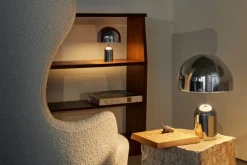 Tom Dixon Bell bärbar LED-bordslampa, silver