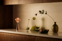 Tom Dixon Melt bärbar LED-bordslampa, koppar