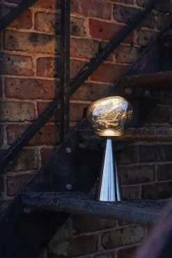 Tom Dixon Melt bärbar LED-bordslampa, silver