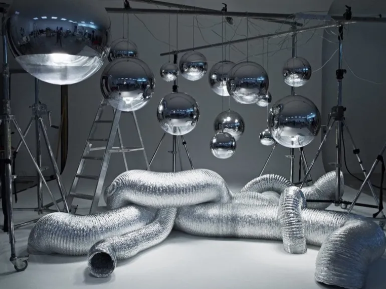 Tom Dixon Mirror Ball LED-pendel, 25 cm, silver