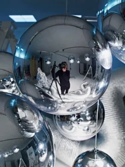 Tom Dixon Mirror Ball LED-pendel, 25 cm, silver