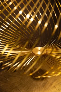 Tom Dixon Spring LED-pendel, medium, mässing