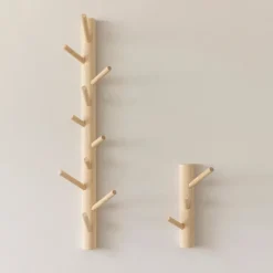 Tonfisk Design Lehto klädhängare, 55 cm, furu