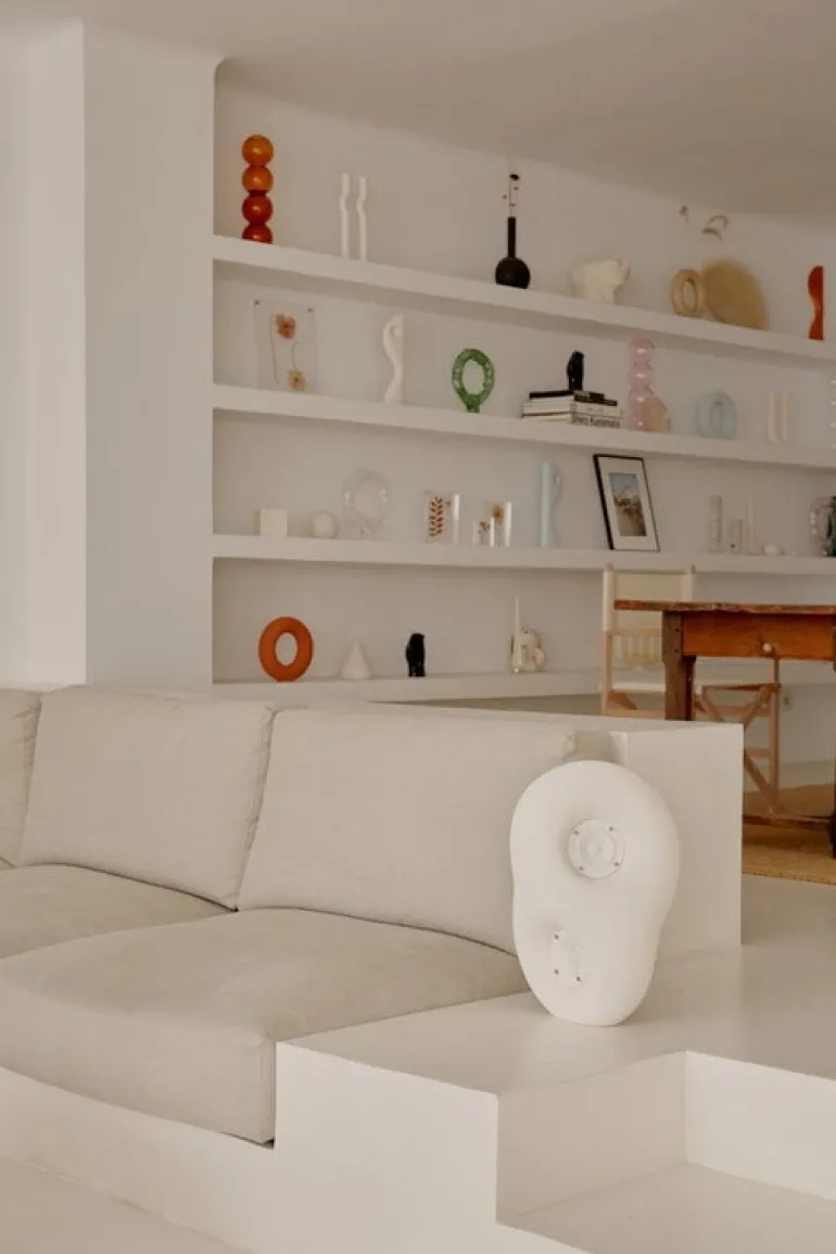 Transparent Acoustic Sculpture, vit