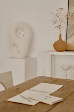 Transparent Acoustic Sculpture, vit