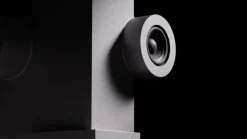 Transparent Brutalist Sculpture högtalare, metall