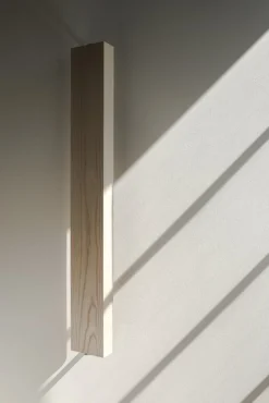 Tuulia Penttilä Around nyckelskåp, L - plats för 15 nycklar