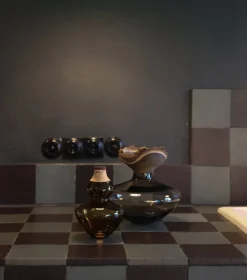 Utopia & Utility Bloom stapelbar behållare, 26 x 26 cm, rök