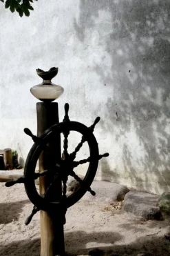 Utopia & Utility Bloom stapelbar behållare, 26 x 26 cm, rök