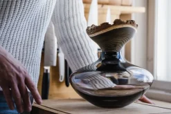 Utopia & Utility Bloom stapelbar behållare, 26 x 26 cm, rök