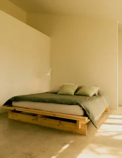 Vaarnii 017 Aamu, sängram, 180 cm, furu