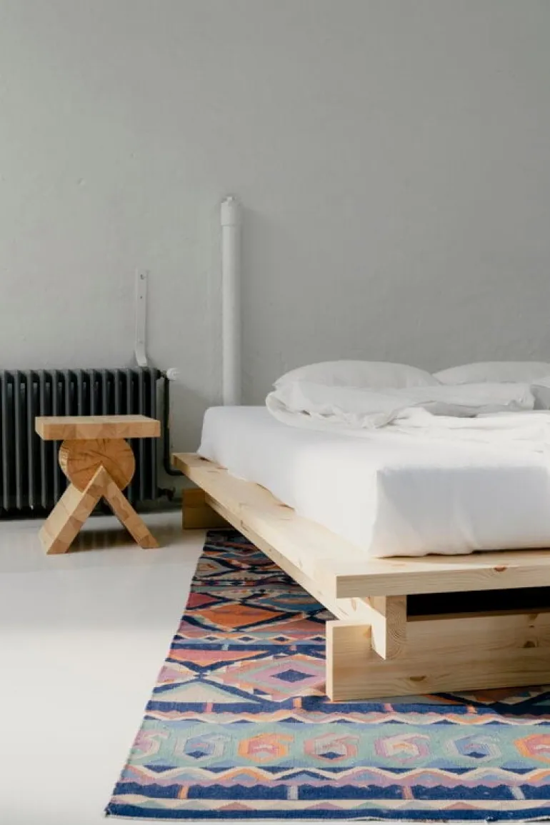 Vaarnii 017 Aamu, sängram, 160 cm, furu