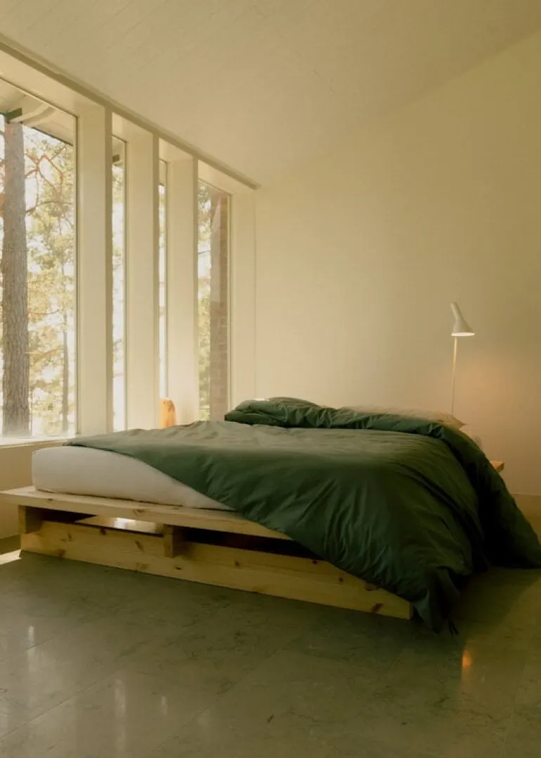 Vaarnii 017 Aamu, sängram, 160 cm, furu