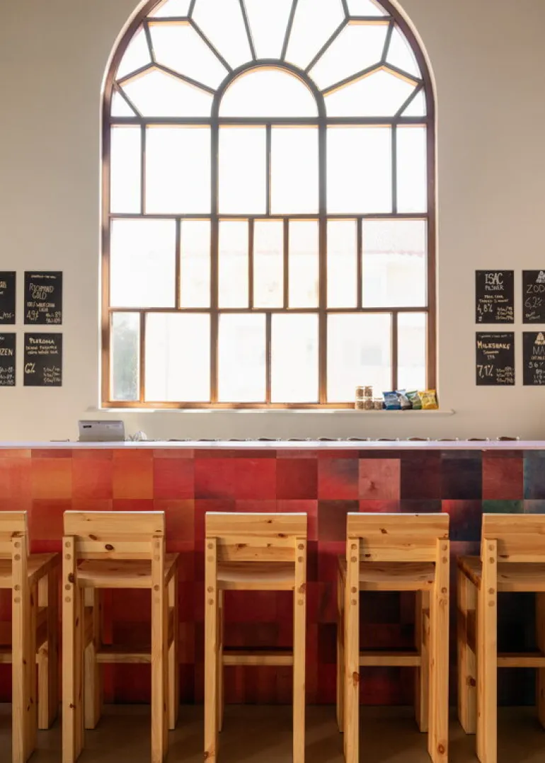 Vaarnii 001 barstol, 76 cm, furu