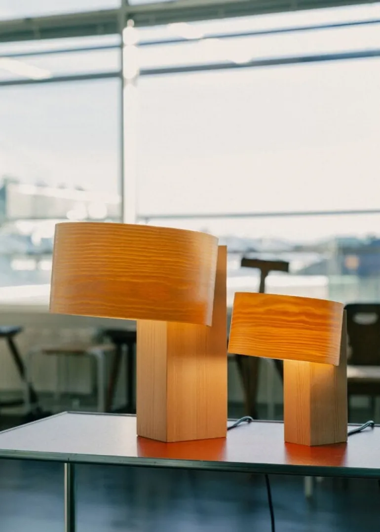 Vaarnii 018 bordslampa, medium