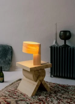 Vaarnii 018 bordslampa, medium