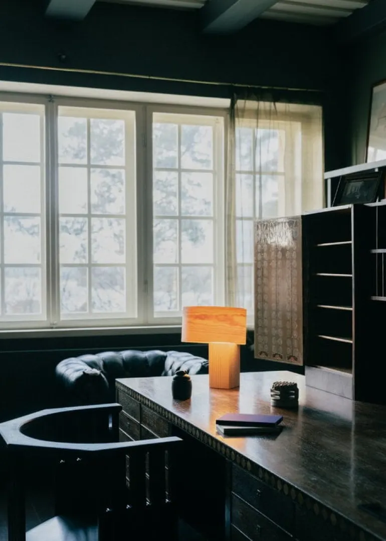 Vaarnii 018 bordslampa, medium