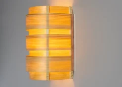 Vaarnii 1004 Hans vägglampa, furu